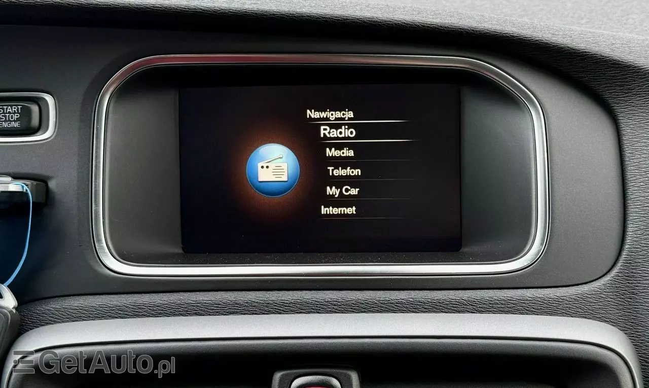 VOLVO V40 Cross Country D3 Drive-E Momentum