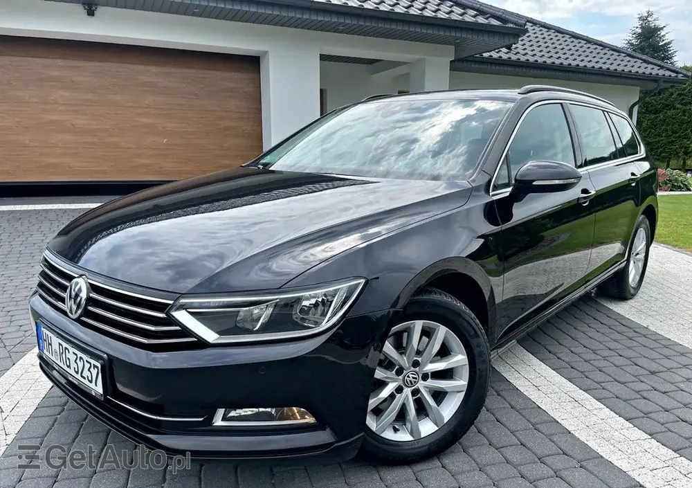 VOLKSWAGEN Passat Variant 1.5 TSI OPF DSG Comfortline