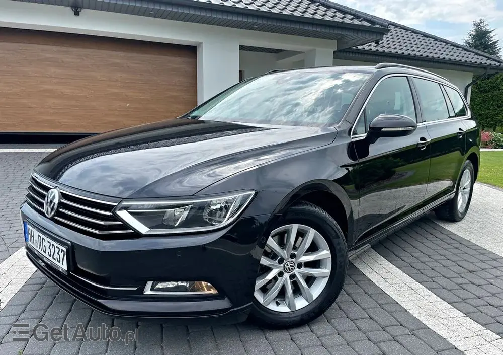 VOLKSWAGEN Passat Variant 1.5 TSI OPF DSG Comfortline
