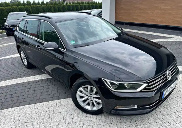 VOLKSWAGEN Passat Variant 1.5 TSI OPF DSG Comfortline
