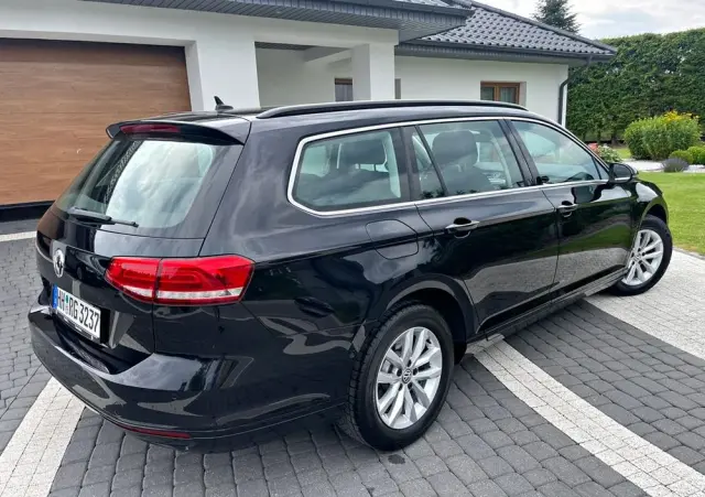 VOLKSWAGEN Passat Variant 1.5 TSI OPF DSG Comfortline