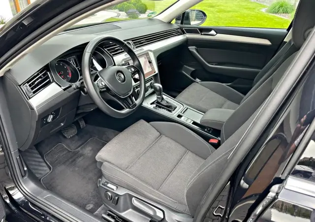 VOLKSWAGEN Passat Variant 1.5 TSI OPF DSG Comfortline
