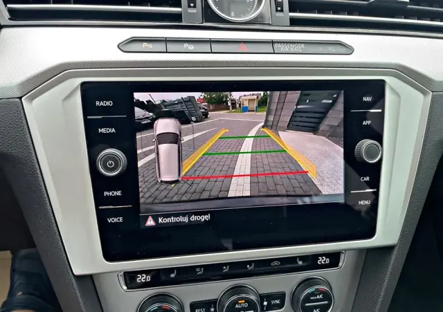 VOLKSWAGEN Passat Variant 1.5 TSI OPF DSG Comfortline