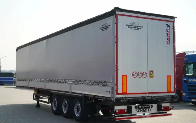 SCHMITZ CARGOBULL BURTO FIRANKA  / STANDARD 