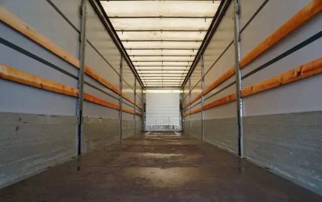 SCHMITZ CARGOBULL BURTO FIRANKA  / STANDARD 