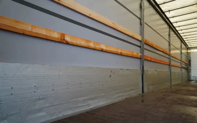 SCHMITZ CARGOBULL BURTO FIRANKA  / STANDARD 