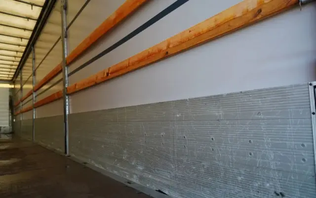 SCHMITZ CARGOBULL BURTO FIRANKA  / STANDARD 