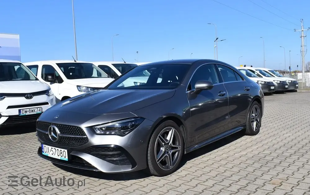 MERCEDES-BENZ CLA 200 7G-DCT
