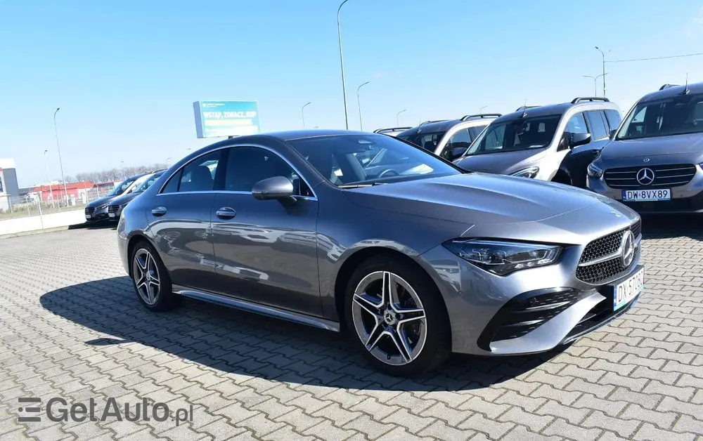 MERCEDES-BENZ CLA 200 7G-DCT