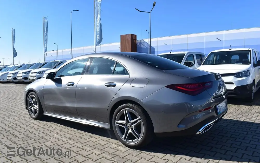 MERCEDES-BENZ CLA 200 7G-DCT