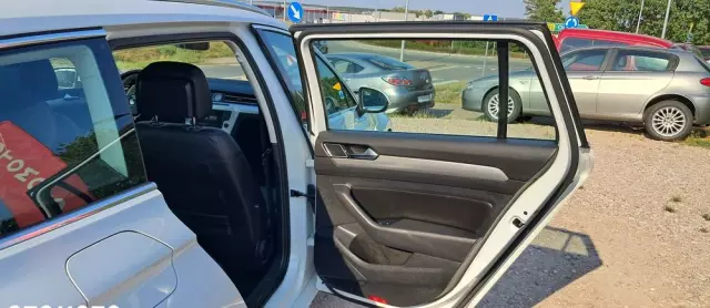 VOLKSWAGEN Passat Variant 1.6 TDI (BlueMotion Technology) Comfortline