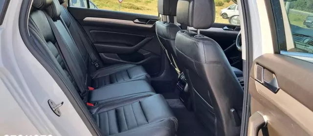 VOLKSWAGEN Passat Variant 1.6 TDI (BlueMotion Technology) Comfortline