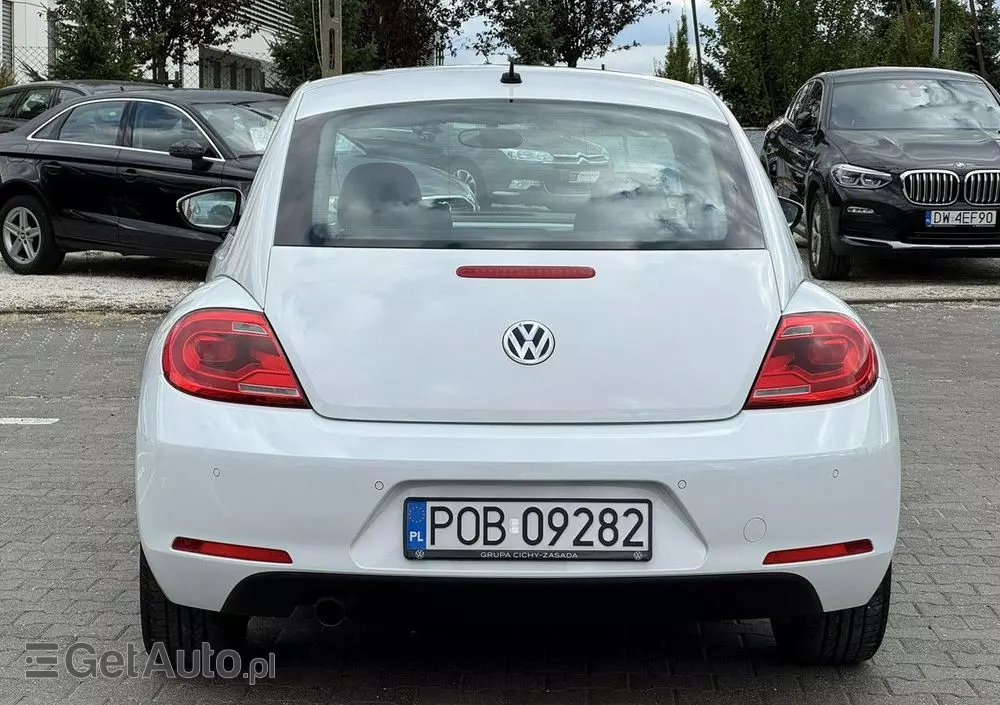 VOLKSWAGEN Beetle 