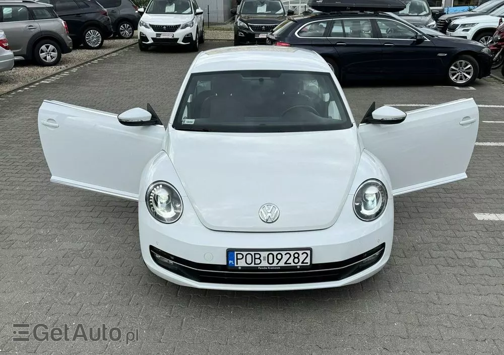 VOLKSWAGEN Beetle 