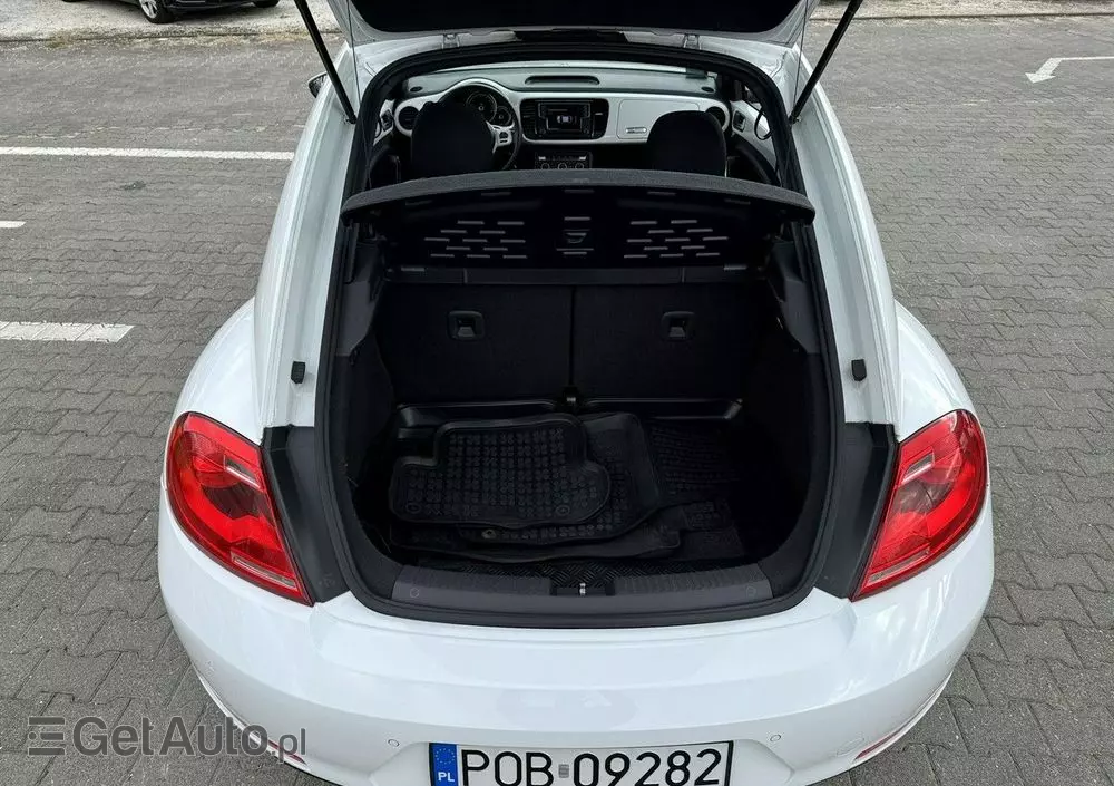 VOLKSWAGEN Beetle 