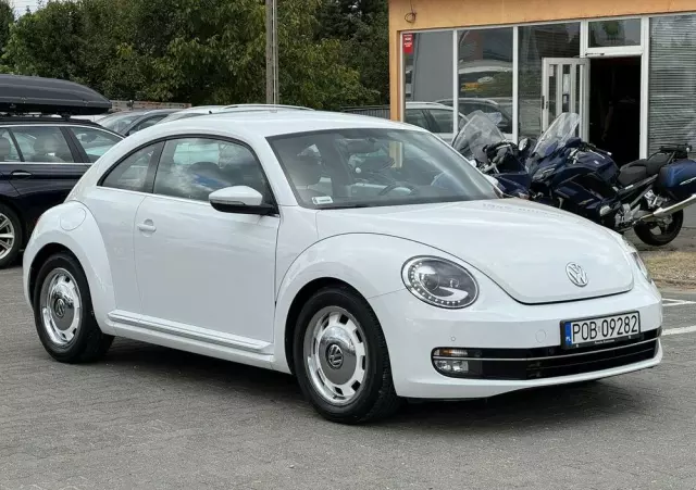 VOLKSWAGEN Beetle 