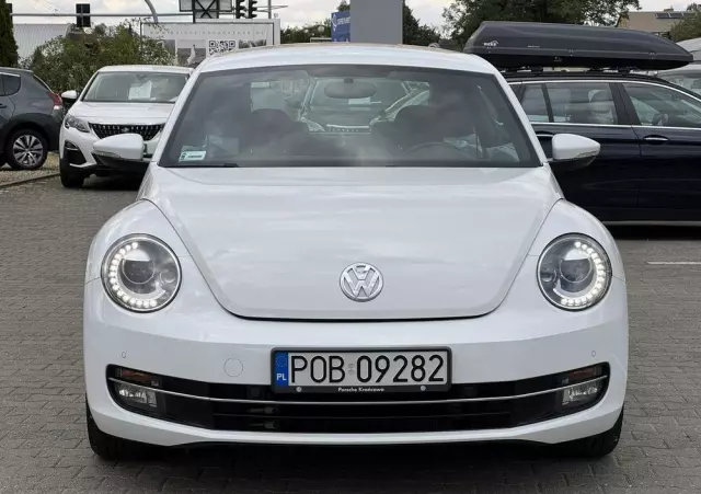 VOLKSWAGEN Beetle 