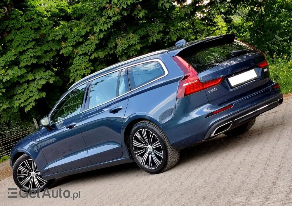 VOLVO V60 T8 AWD Twin Engine Geartronic Inscription