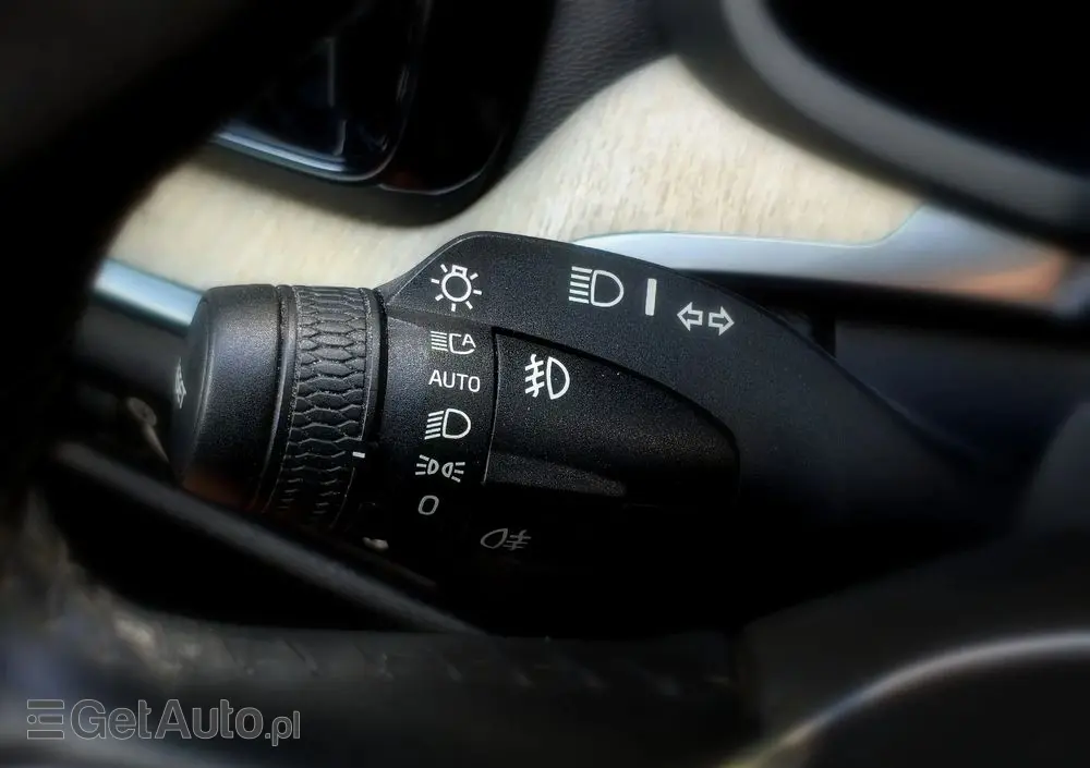 VOLVO V60 T8 AWD Twin Engine Geartronic Inscription