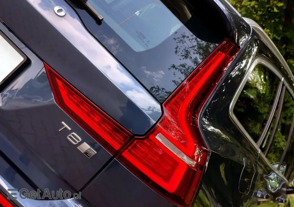 VOLVO V60 T8 AWD Twin Engine Geartronic Inscription