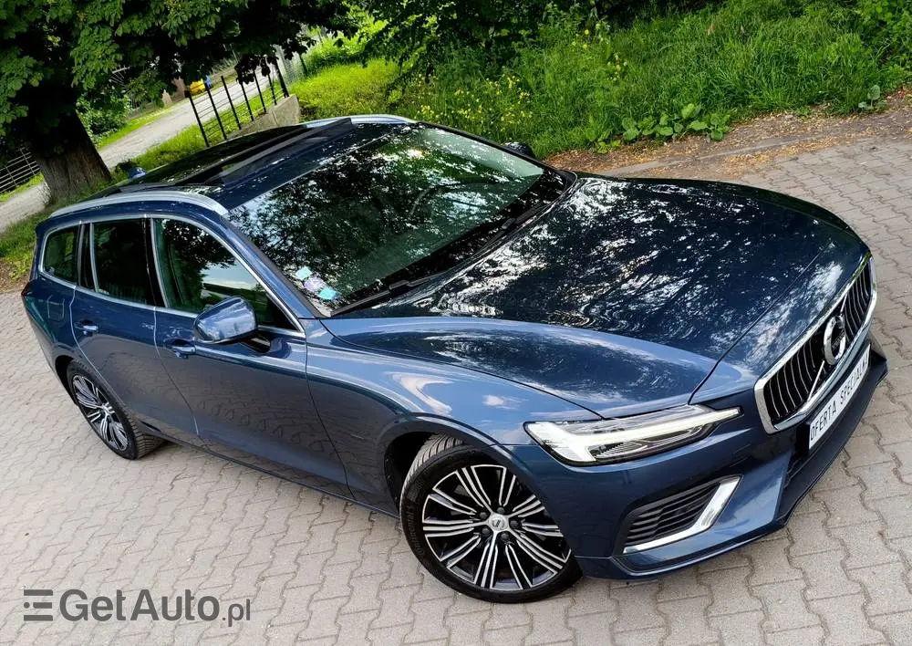 VOLVO V60 T8 AWD Twin Engine Geartronic Inscription