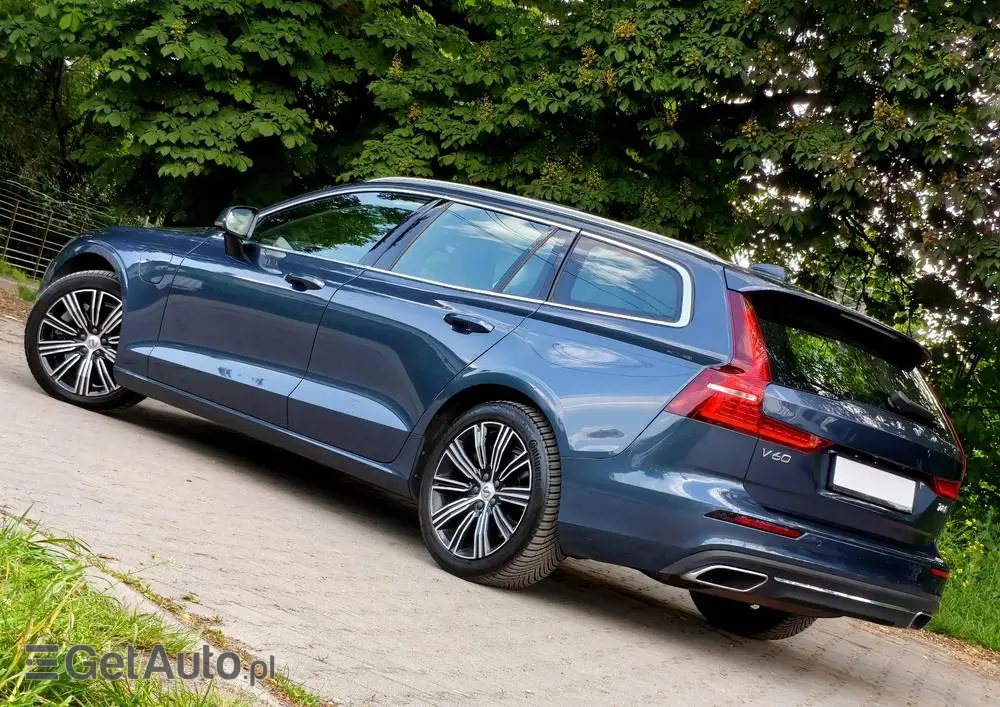 VOLVO V60 T8 AWD Twin Engine Geartronic Inscription