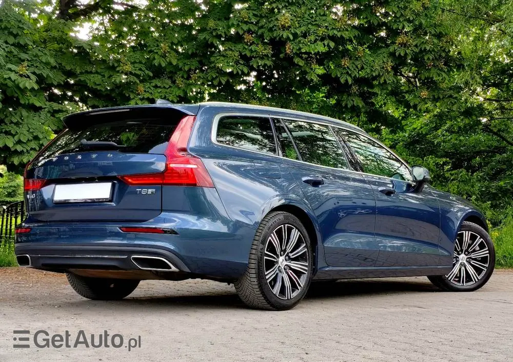 VOLVO V60 T8 AWD Twin Engine Geartronic Inscription