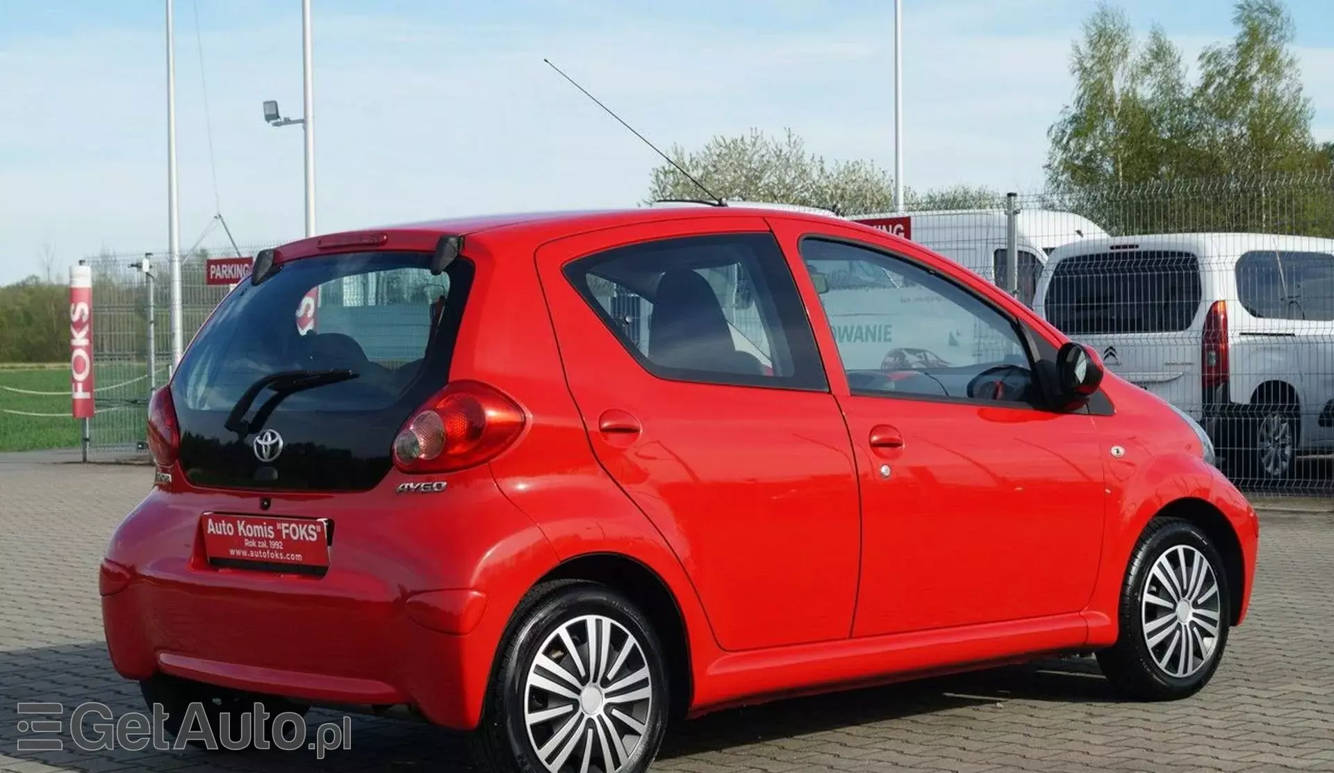 TOYOTA Aygo 1.0i 12V (67 KM)