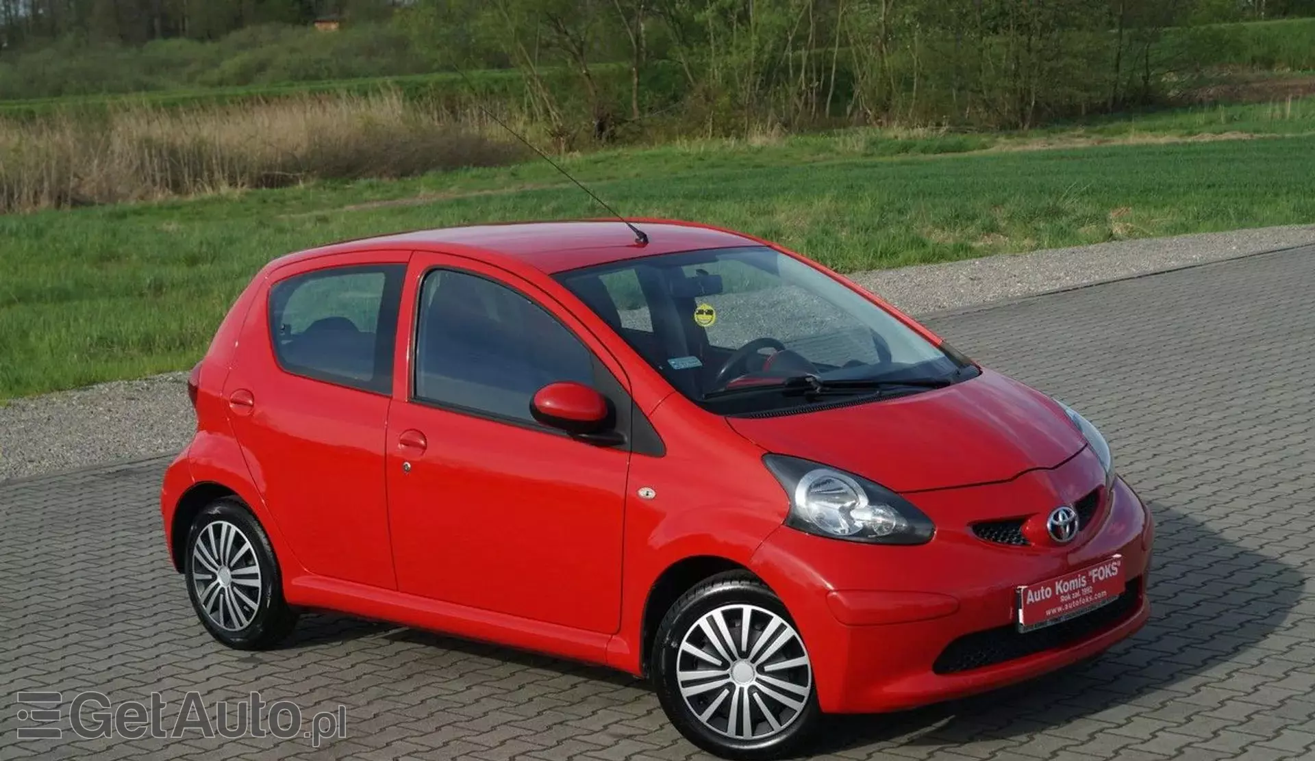 TOYOTA Aygo 1.0i 12V (67 KM)