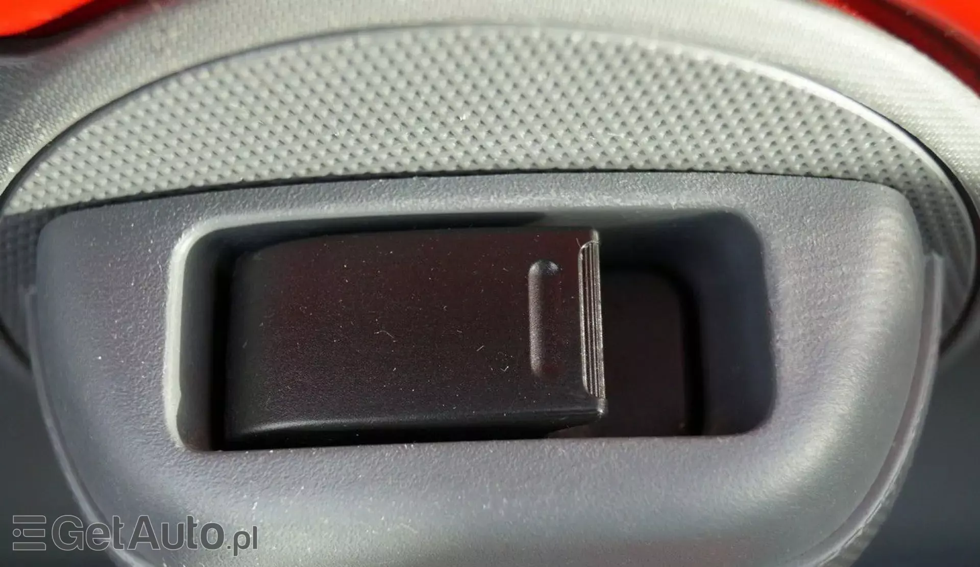 TOYOTA Aygo 1.0i 12V (67 KM)