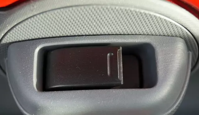 TOYOTA Aygo 1.0i 12V (67 KM)