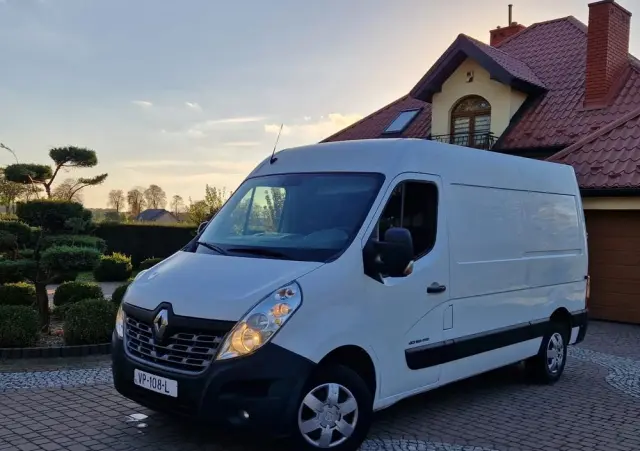 RENAULT Master 