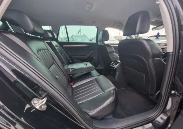 SKODA Superb 1.6 TDI Ambition DSG