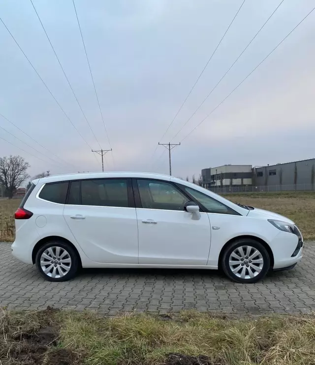 OPEL Zafira 