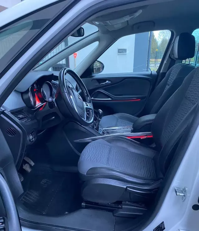 OPEL Zafira 