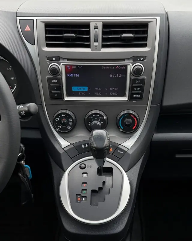 TOYOTA Verso S 1.33 Active MS