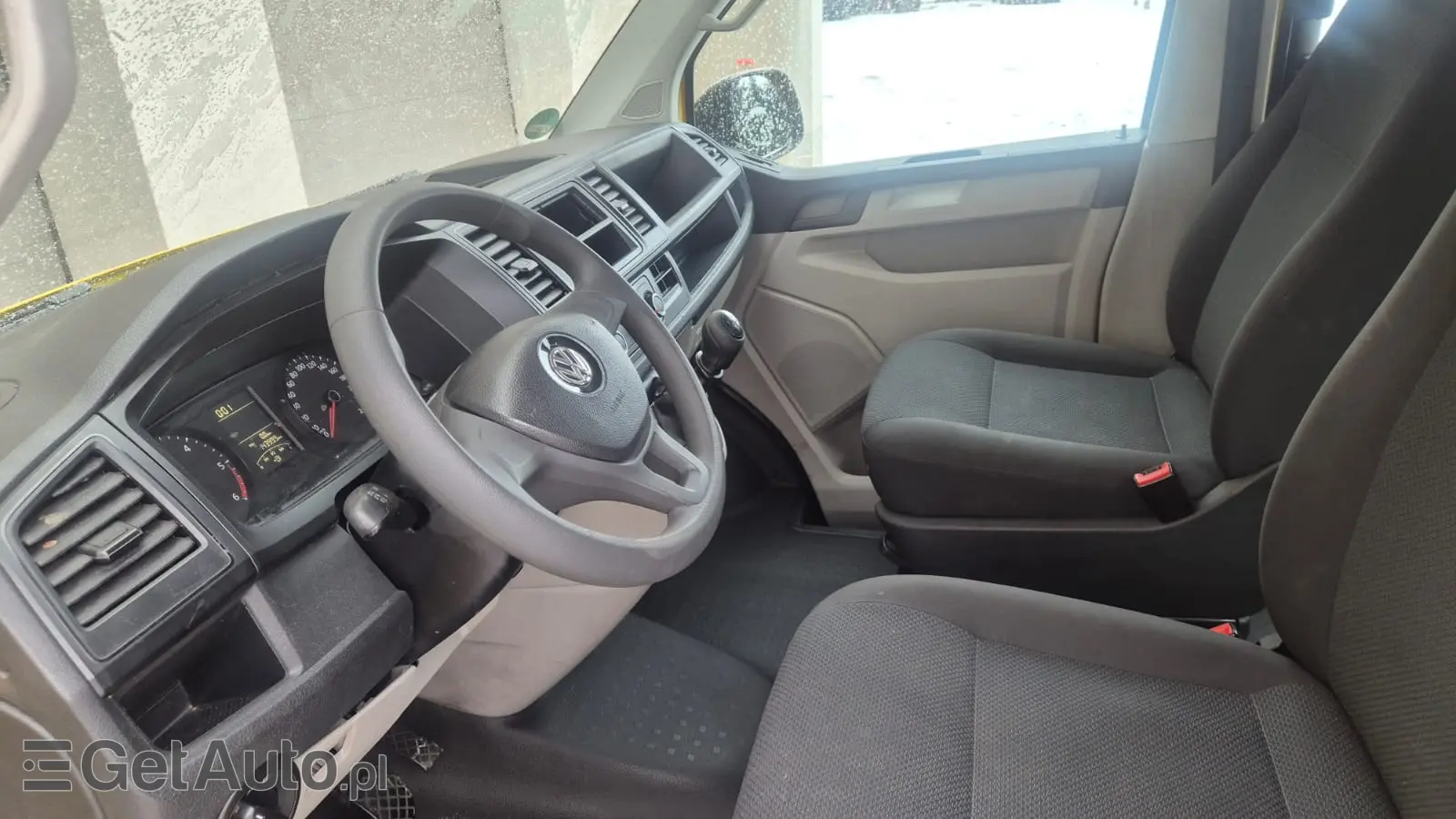 VOLKSWAGEN Transporter Multivan Edition