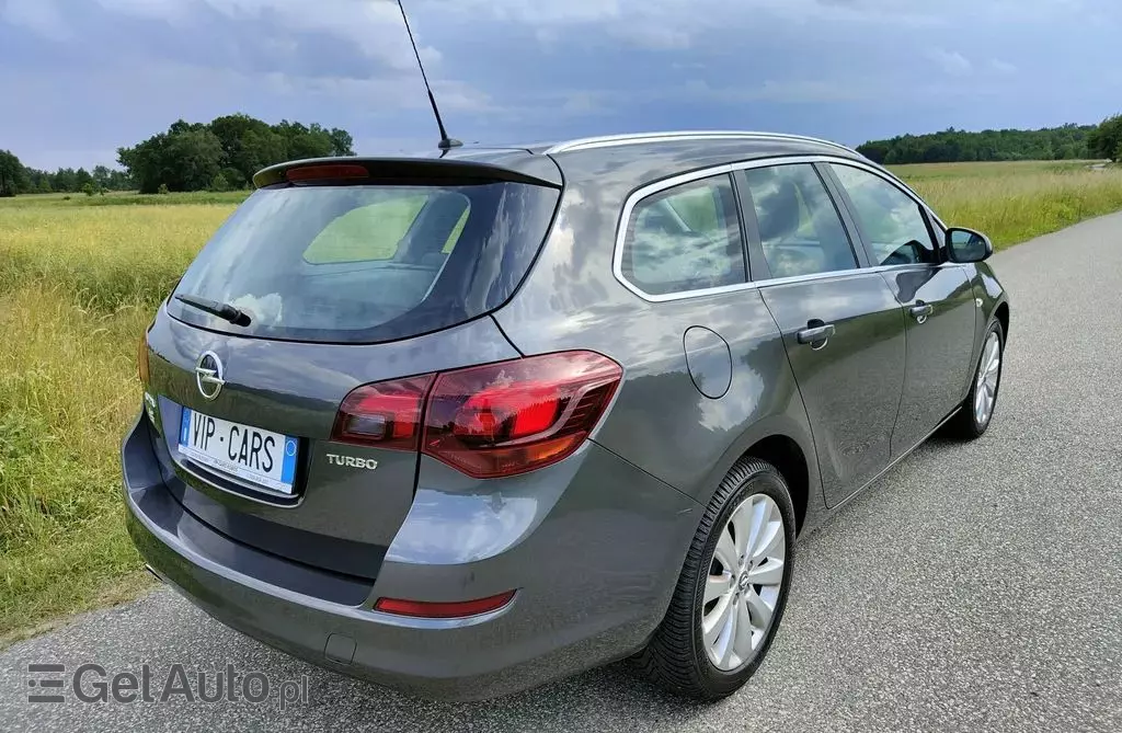 OPEL Astra 1.4 Turbo (140 KM)