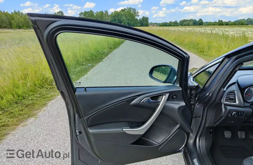 OPEL Astra 1.4 Turbo (140 KM)