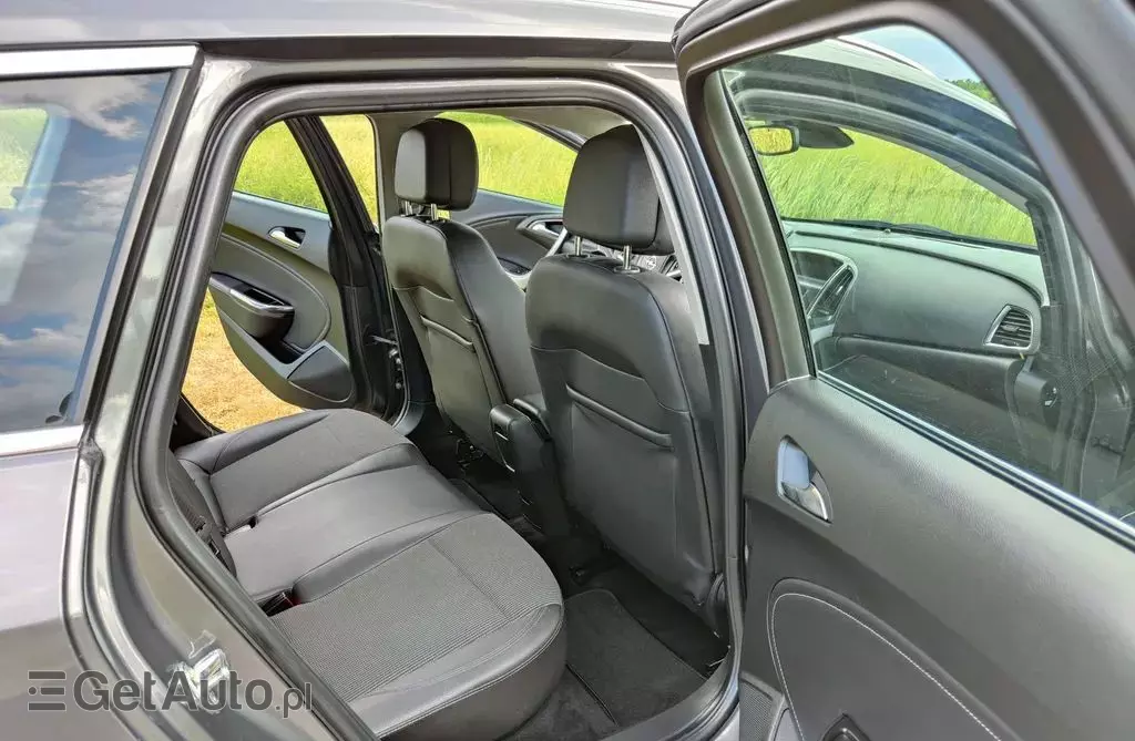 OPEL Astra 1.4 Turbo (140 KM)