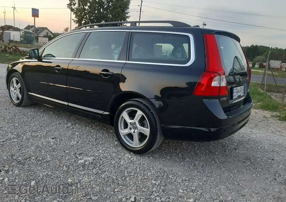 VOLVO V70 D3 Geartronic Summum