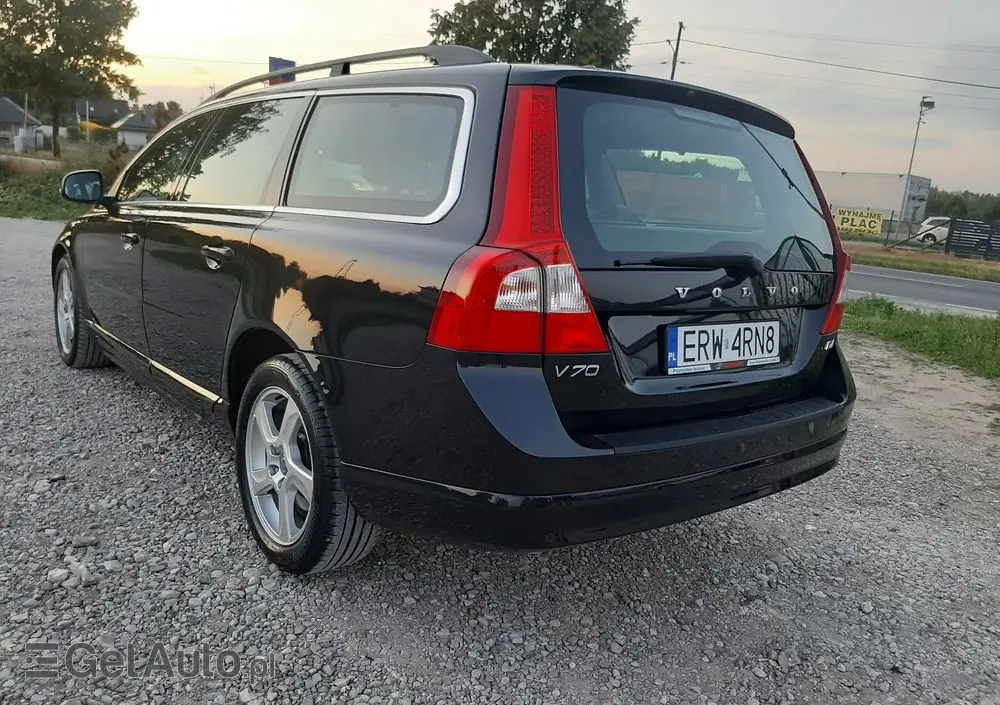 VOLVO V70 D3 Geartronic Summum