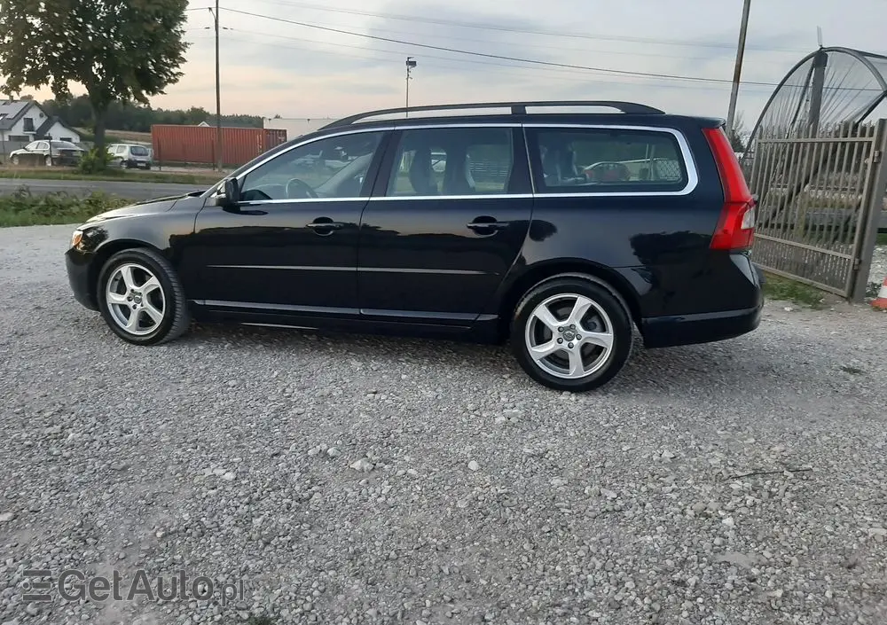 VOLVO V70 D3 Geartronic Summum
