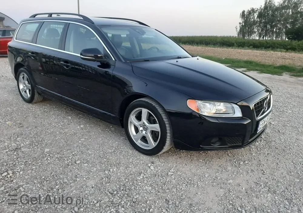 VOLVO V70 D3 Geartronic Summum