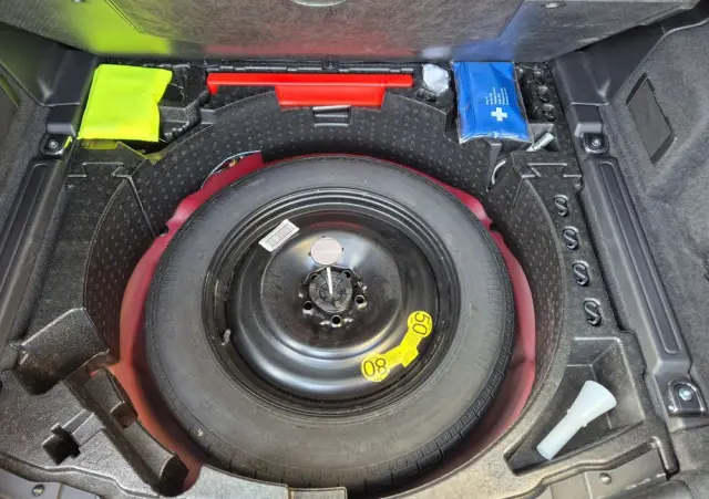 LAND ROVER Discovery Sport D150