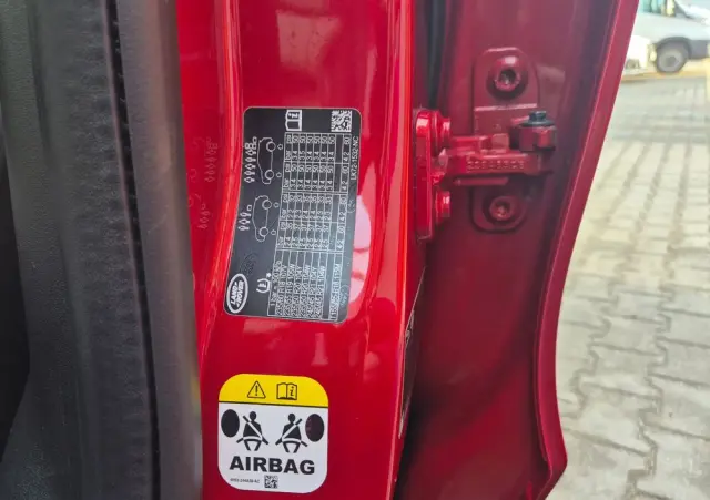 LAND ROVER Discovery Sport D150