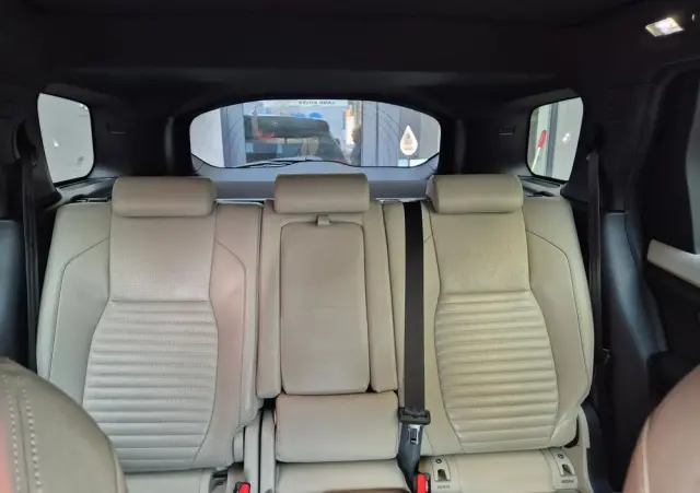 LAND ROVER Discovery Sport D150