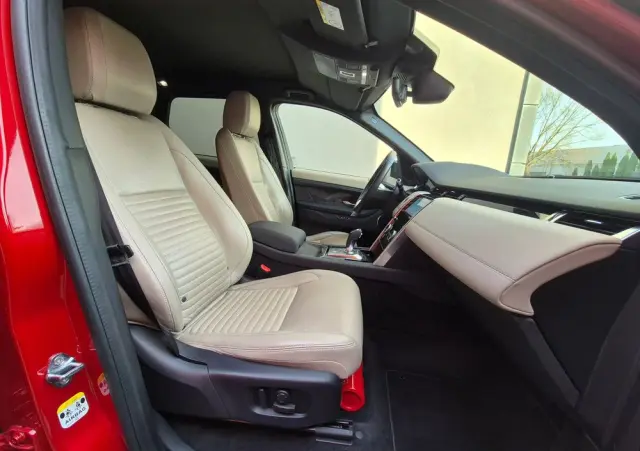 LAND ROVER Discovery Sport D150