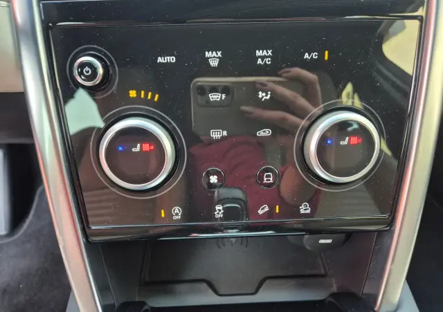 LAND ROVER Discovery Sport D150