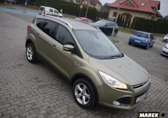 FORD Kuga 